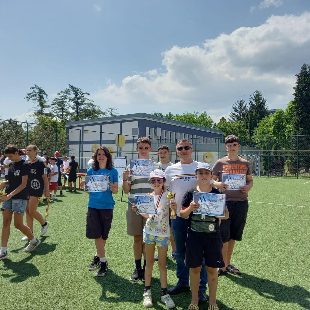 Palatul Copiilor Arad, din nou pe podium la Deva 3 aero2